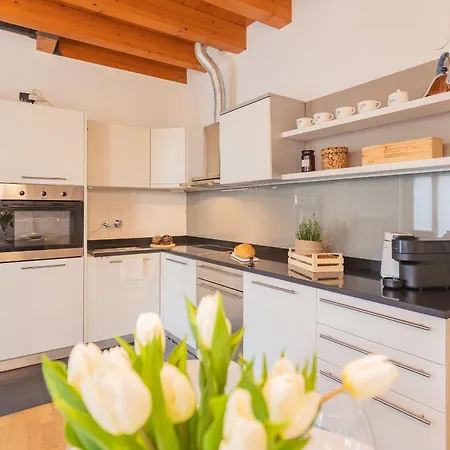 Διαμέρισμα Vico Garden-203 By Rent *