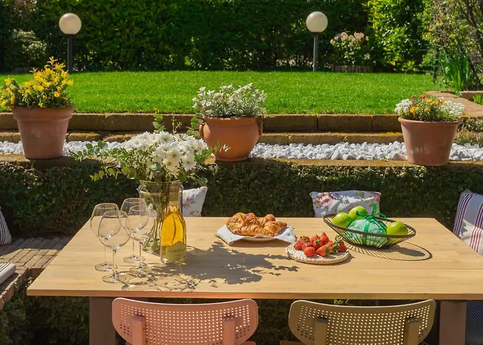 Vico Garden-203 By Rent * Como